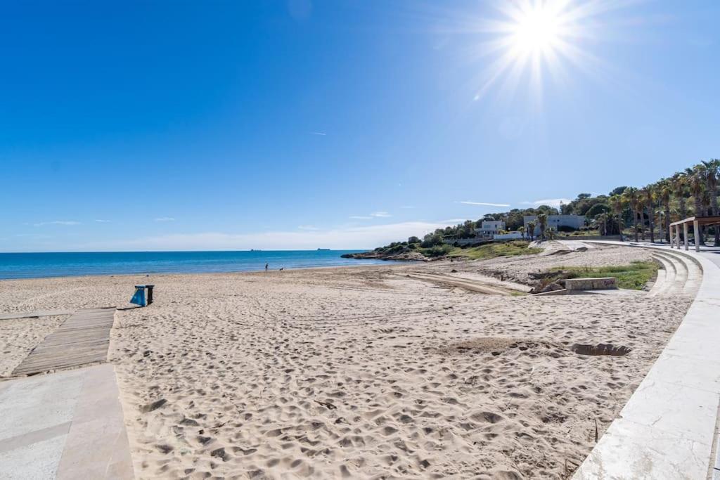 Privilegiado-tarragona-50mplaya-wifi-pool-relax
